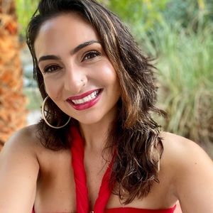 Meet your Posher, Tess